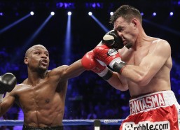 华体会官网_传奇血脉绽放绿茵 鲁尼爱子凯曼联U18青年足总杯首秀引瞩目 父亲与卡里克场边助阵