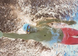 华体会体育-邓弗里斯手术圆满成功，艰难时期终结，复出征程全力启航