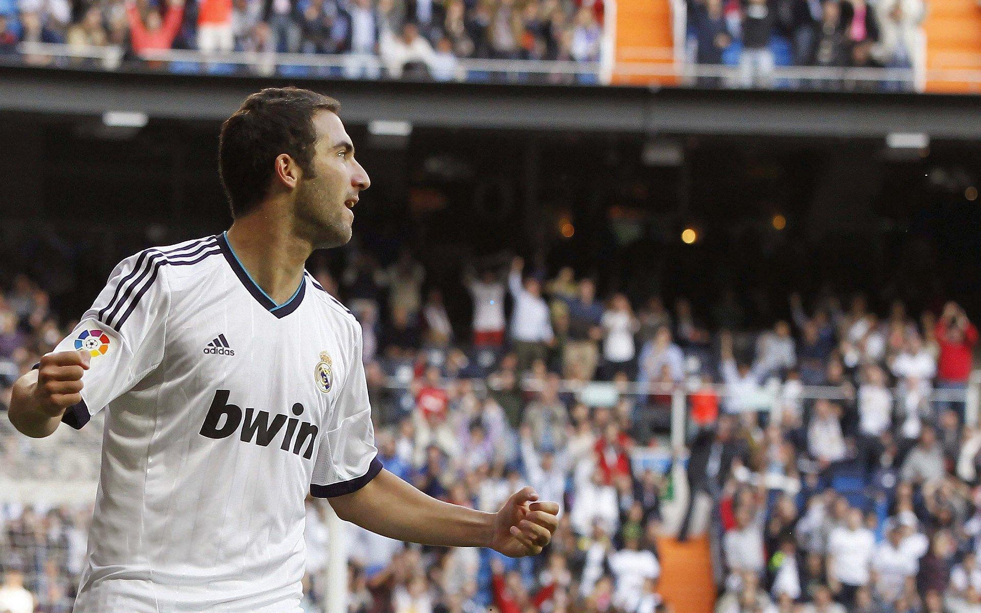 意甲风云再起,斯基拉揭秘基耶萨回归之路,尤文图斯成最热目的地,利物浦标价1500万欧元